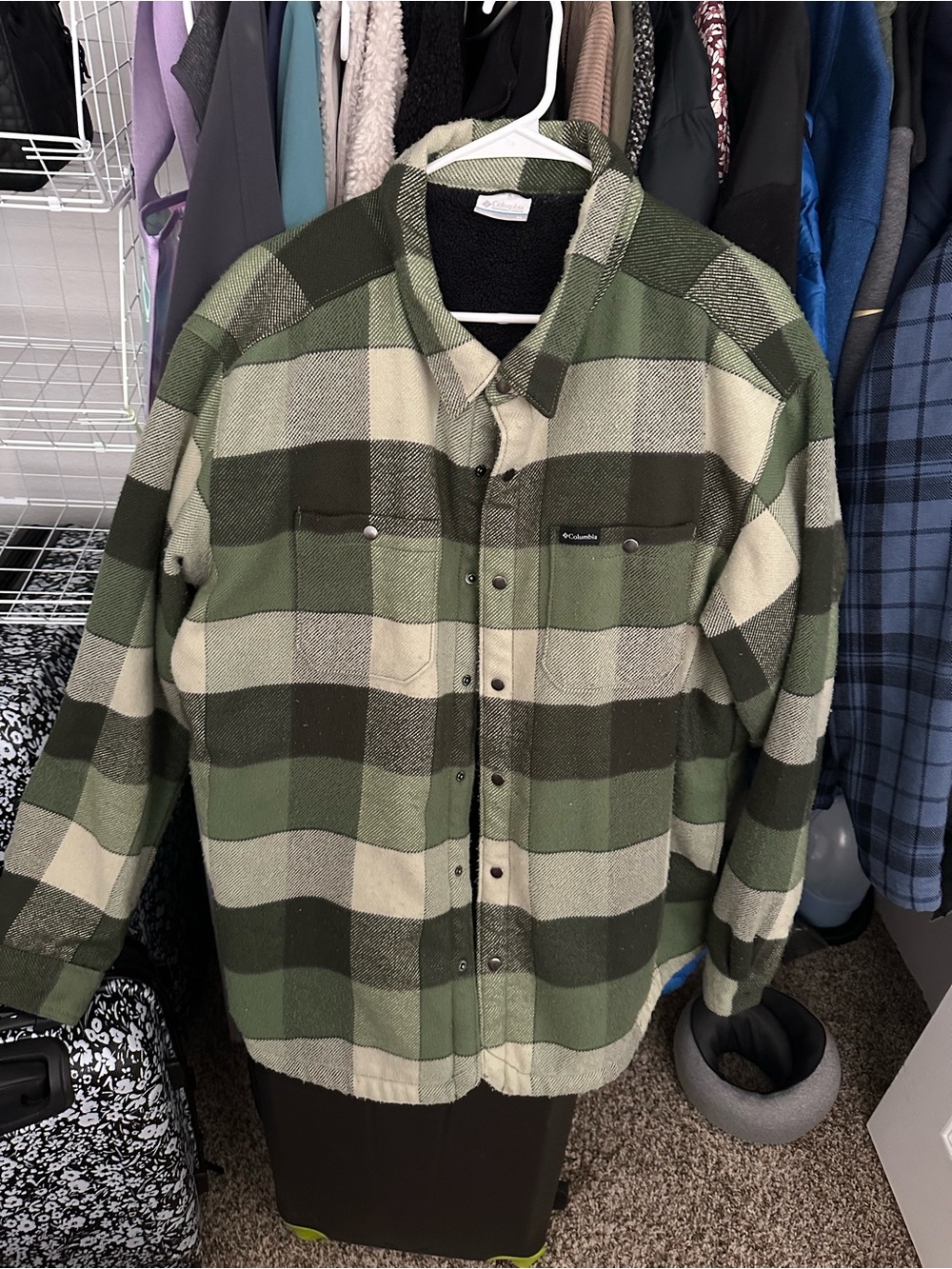 Men’s Columbia Olive and Cream Plaid Sherpa Flannel Jacket size XL